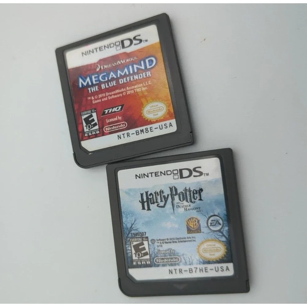 Harry Potter Deathly Hallows MEGAMIND Blue‎ Defender for Nintendo DS Lot of 2